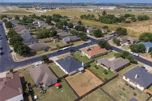107 Fishbaugh Ln, Hutto, TX 78634 - Photo 36
