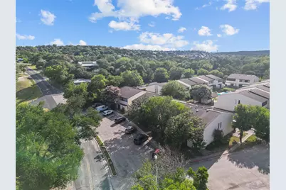 6718 Silvermine Drive #302, Austin, TX 78736 - Photo 2