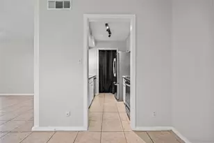 6718 Silvermine Dr, Austin, TX 78736 - Photo 14