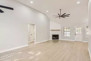 201 Orchard Way, Hutto, TX 78634 - Photo 2