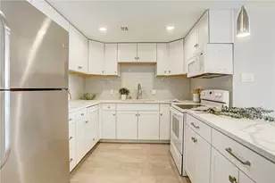 1801 Lavaca St, Austin, TX 78701 - Photo 2