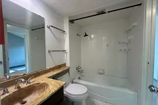 2206 Trailside Dr, Austin, TX 78704 - Photo 22