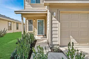 1520 Anise Dr, Austin, TX 78741 - Photo 2