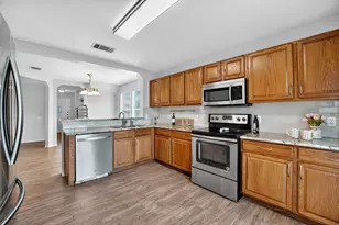 1520 Anise Dr, Austin, TX 78741 - Photo 6