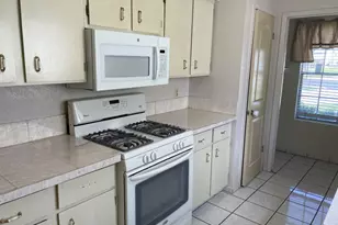 307 Hickok Ct, Austin, TX 78753 - Photo 6