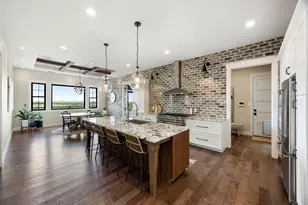 359 Ash Juniper Dr, New Braunfels, TX 78132 - Photo 16