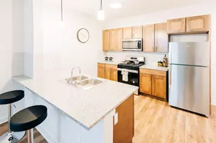 7051 Meadow Lake Blvd, Austin, TX 78744 - Photo 6