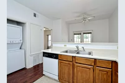2216 San Gabriel Street #105, Austin, TX 78705 - Photo 16