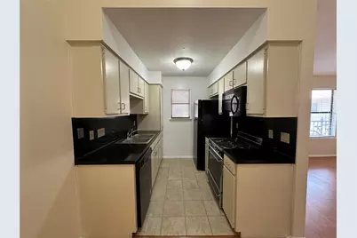106 E 30th Street E #310, Austin, TX 78705 - Photo 8