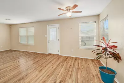 229 Phillips Street, Hutto, TX 78634 - Photo 20