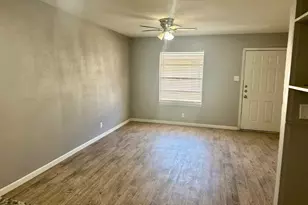 836 N Meadows Dr, Austin, TX 78758 - Photo 6