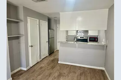 836 N Meadows Drive #B, Austin, TX 78758 - Photo 2