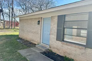 836 N Meadows Dr, Austin, TX 78758 - Photo 1