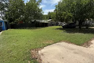 2703 Wheless Ln, Austin, TX 78723 - Photo 6