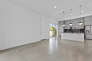 121 Rough Crk Rd, Georgetown, TX 78628 - Photo 10