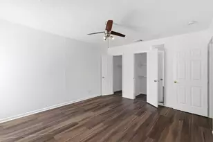 206 Oscar St, Taylor, TX 76574 - Photo 14