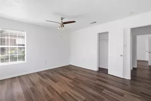 206 Oscar St, Taylor, TX 76574 - Photo 12