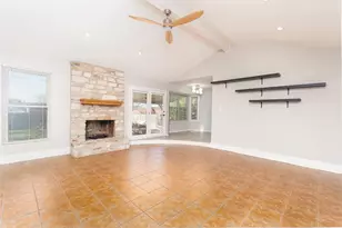 501 Greenway Dr, Pflugerville, TX 78660 - Photo 2