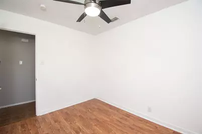 501 Greenway Drive, Pflugerville, TX 78660 - Photo 10