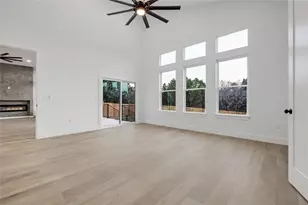 21803 Ohenry Ave, Lago Vista, TX 78645 - Photo 20