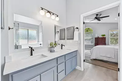 8105 Hawick Drive, Round Rock, TX 78681 - Photo 20