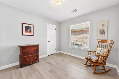8105 Hawick Drive, Round Rock, TX 78681 - Photo 14