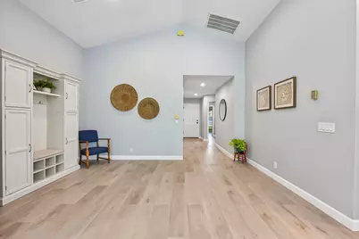 8105 Hawick Drive, Round Rock, TX 78681 - Photo 4