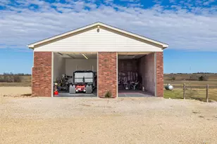 651 Co Rd 497, Taylor, TX 76574 - Photo 4
