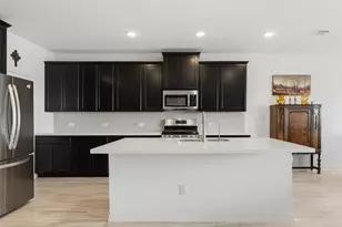 1000 Moose Rd, Hutto, TX 78634 - Photo 10