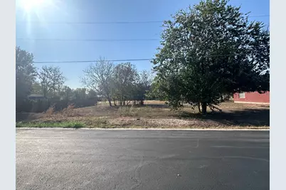 2204 Water Street, Bastrop, TX 78602 - Photo 6