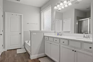 7404 Leonardo Dr, Round Rock, TX 78665 - Photo 14