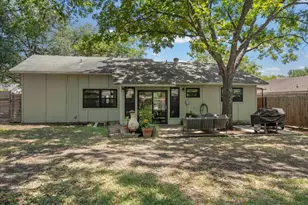 7408 Loganberry Dr, Austin, TX 78745 - Photo 24
