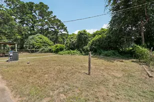 162 Indian Oak Dr, Bastrop, TX 78602 - Photo 30