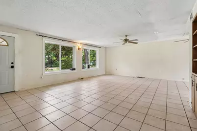 162 Indian Oak Drive, Bastrop, TX 78602 - Photo 4