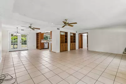 162 Indian Oak Drive, Bastrop, TX 78602 - Photo 8