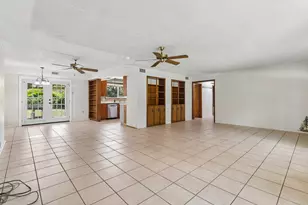 162 Indian Oak Dr, Bastrop, TX 78602 - Photo 8