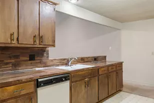 12006 Trianon Ln, Austin, TX 78727 - Photo 10