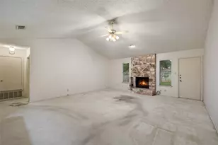12006 Trianon Ln, Austin, TX 78727 - Photo 12