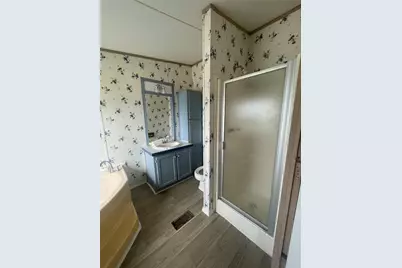 120 Roots Road, Martindale, TX 78655 - Photo 12