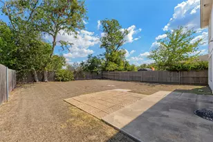 113 Matthew Dr, Hutto, TX 78634 - Photo 32
