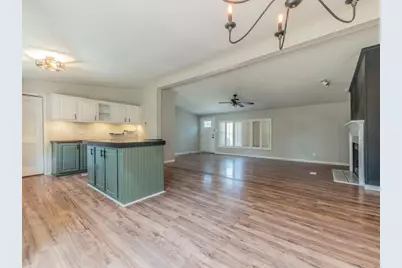 301 N Buffalo Avenue, Cedar Park, TX 78613 - Photo 14