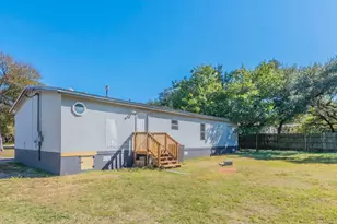 301 N Buffalo Ave, Cedar Park, TX 78613 - Photo 4