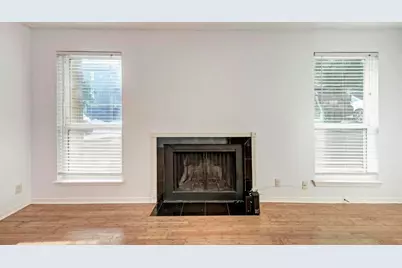 1000 W 26 Street #113, Austin, TX 78705 - Photo 4