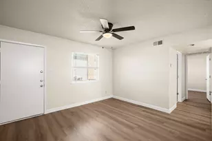 2408 Longview St, Austin, TX 78705 - Photo 2