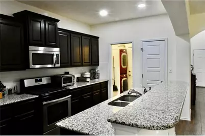 201 Leather Oak Loop, San Marcos, TX 78666 - Photo 6