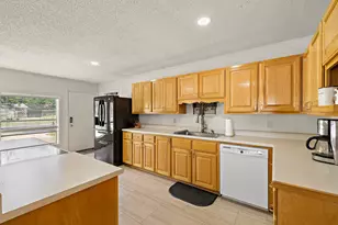 605 Parkway St, Georgetown, TX 78628 - Photo 16
