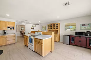 605 Parkway St, Georgetown, TX 78628 - Photo 14