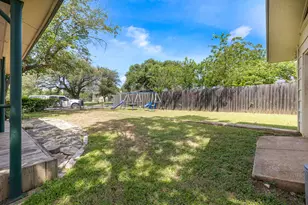 605 Parkway St, Georgetown, TX 78628 - Photo 30
