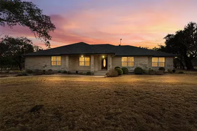 420 Rundberg Drive, Jarrell, TX 76537 - Photo 2