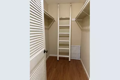 1000 W 26th Street #207, Austin, TX 78705 - Photo 8